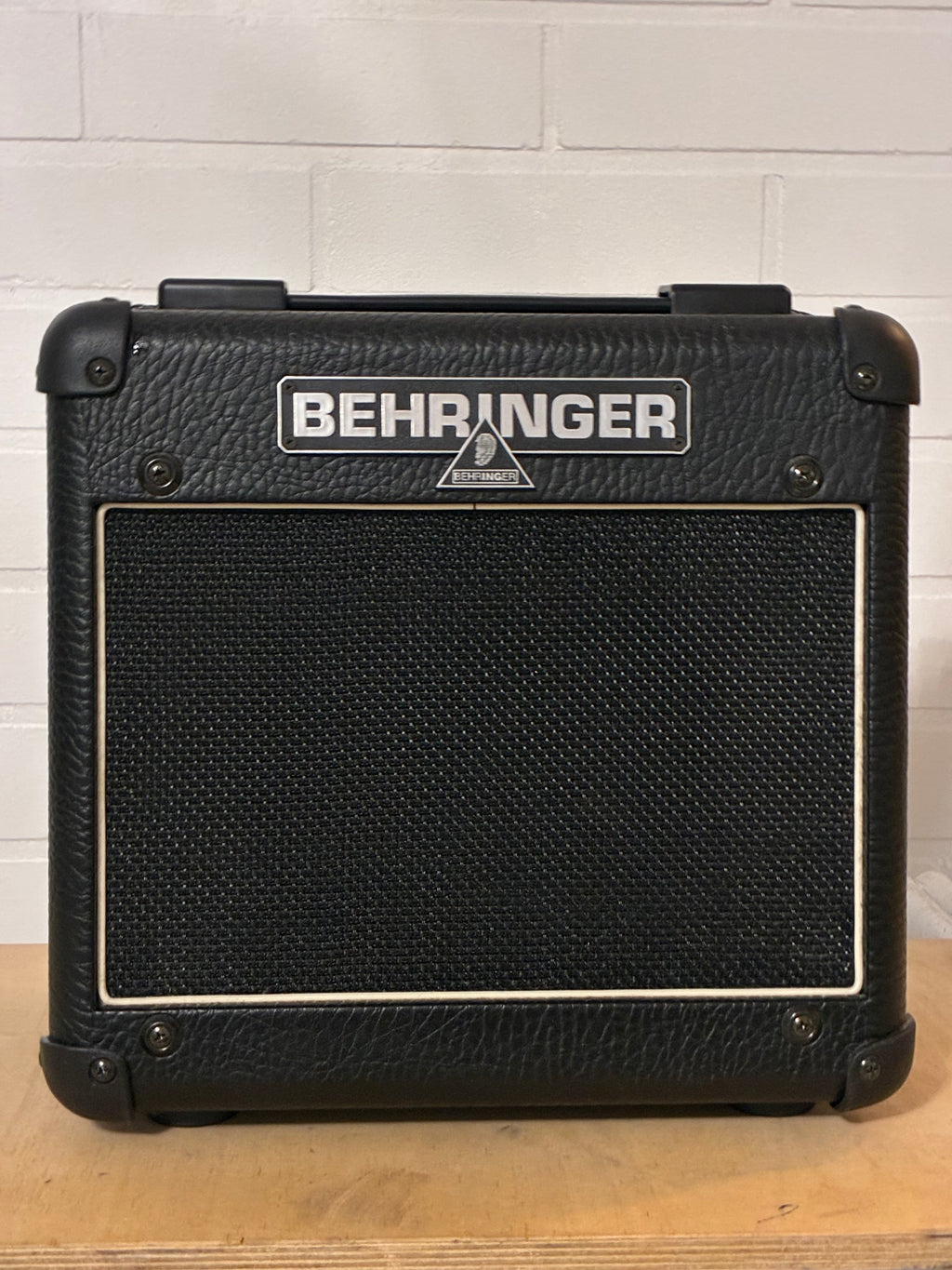 Behringer AC108 Vintager (Käytetty)