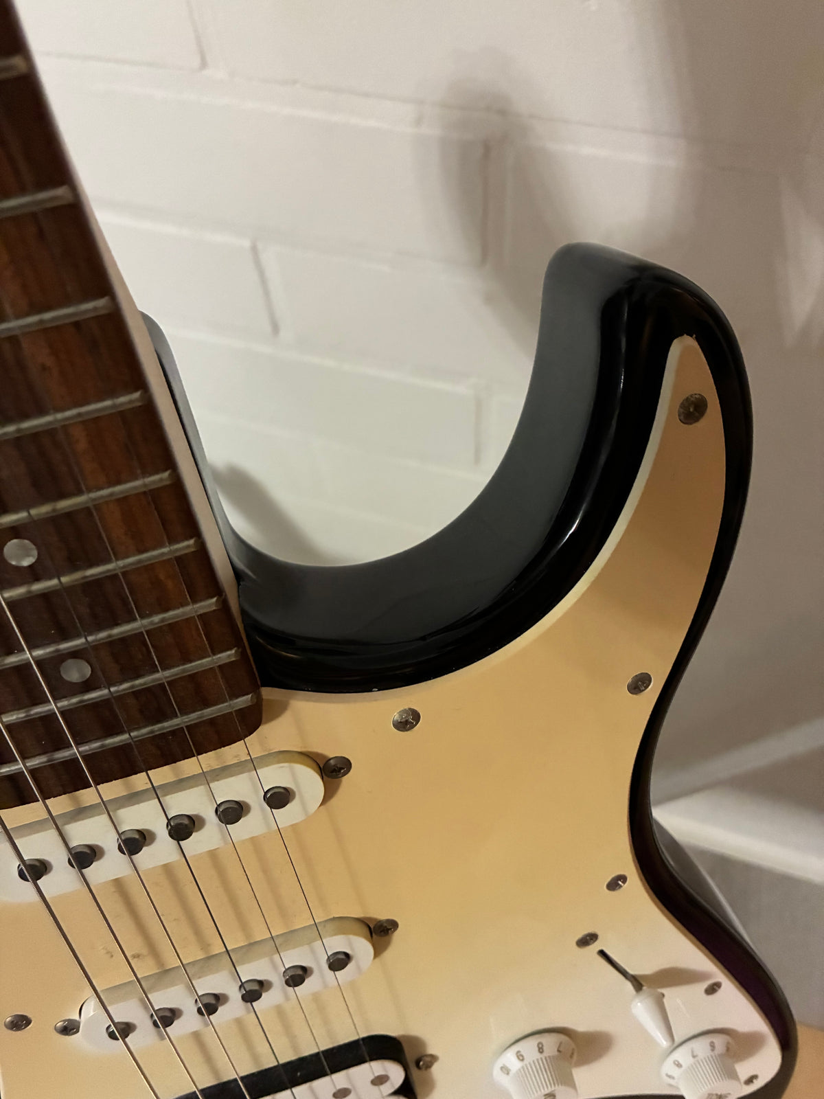 Yamaha EG 012 Sähkökitara (käytetty)